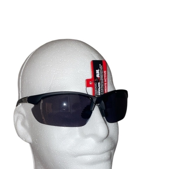 Foster Grant Ironman sunglasses Impact & scratch resistant lens 100% UVA UVB NWT - Picture 1 of 7